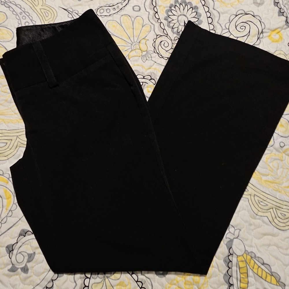Maurices Black Dress Pants - Size 3/4 Short
